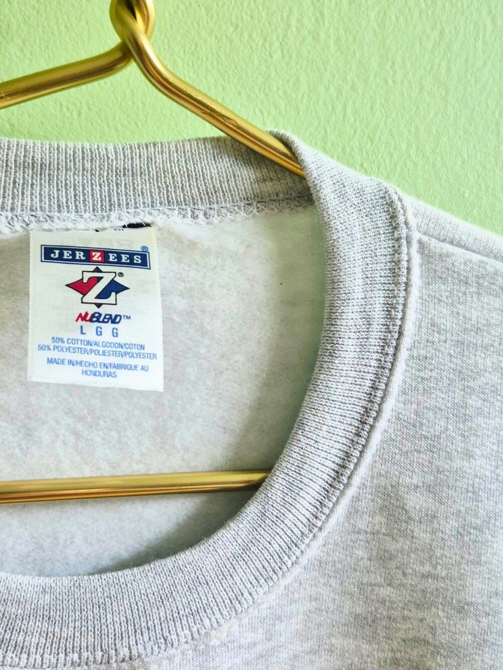 Vintage Rooster Graphic Sweatshirt Grey Crewneck - Picture 2 of 5
